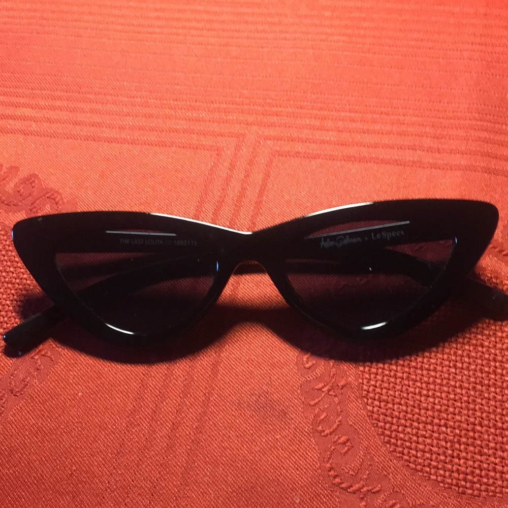 Stylish Cat Eye Sunglasses